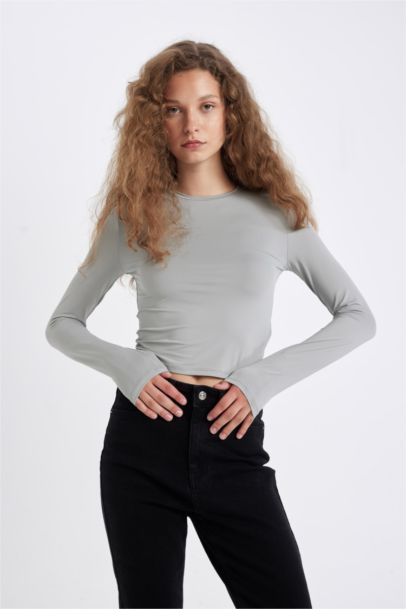 Fitted Vücuda Oturan Bisiklet Yaka Basic Düz Uzun Kollu Tişört