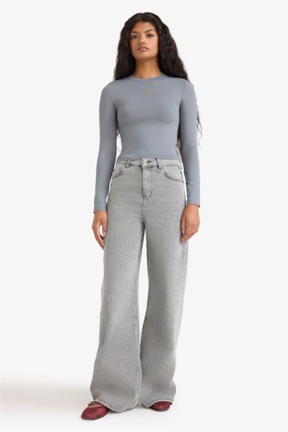 تيشيرت ردن طويل مضلع مخصر بياخة مستديرة