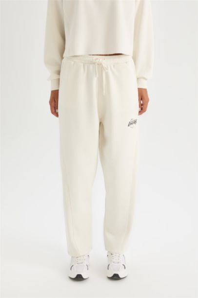 Carrot Fit Elastic Waist Basic Sweatpants