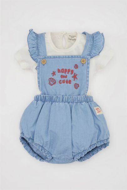 Ensemble de t-shirt et salopette en jean brodé pour bébé fille