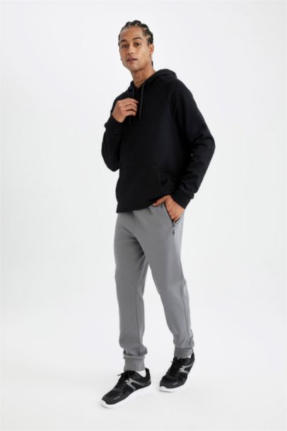 Slim Fit Flexible Leg Sports Sweatpants