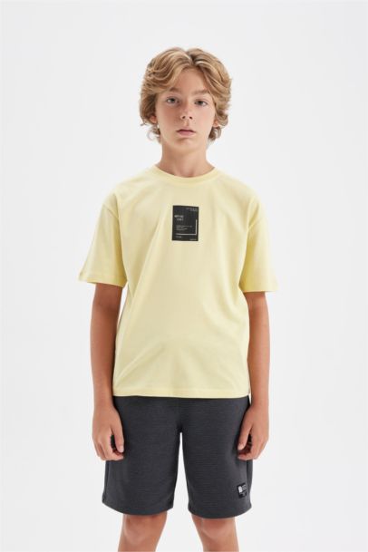 تيشيرت نص كم اولادي اوفر سايز برقبة مستديرة