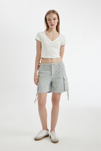 شورت قصير جبردين قصة عادية بخصر عادي