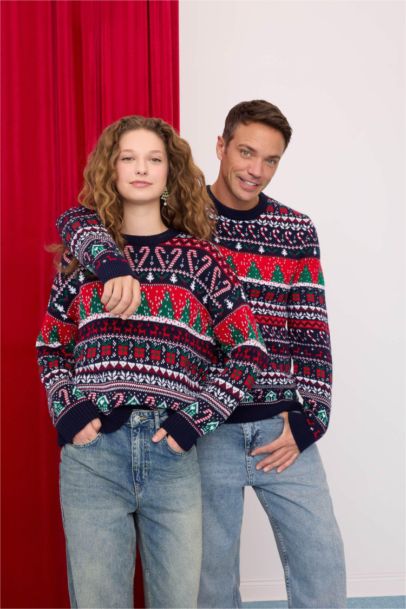 Pull en tricot de Noël à col rond et coupe régulière