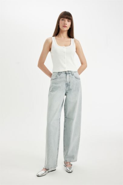 Fitted U-Neck Ribbed Camisole Tank Top