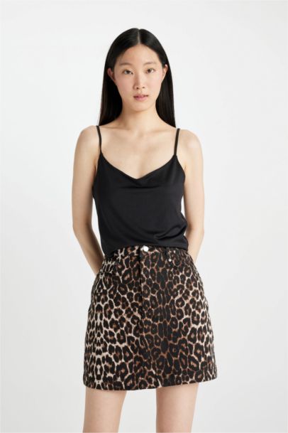 A Cut Leopard Normal Waist Mini Skirt