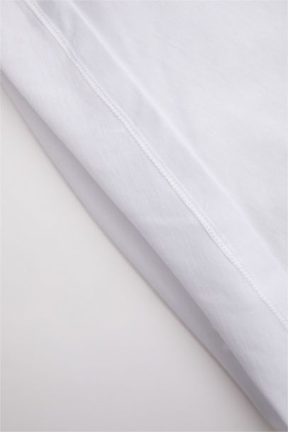 تيشيرت ولادي نص ردن قصة عادية بطبعة شعار