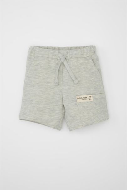 Regular Fit Elastic Band Shorts