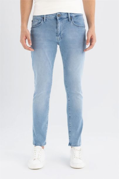 Pedro Slim Fit Normal Waist Narrow Leg Jeans