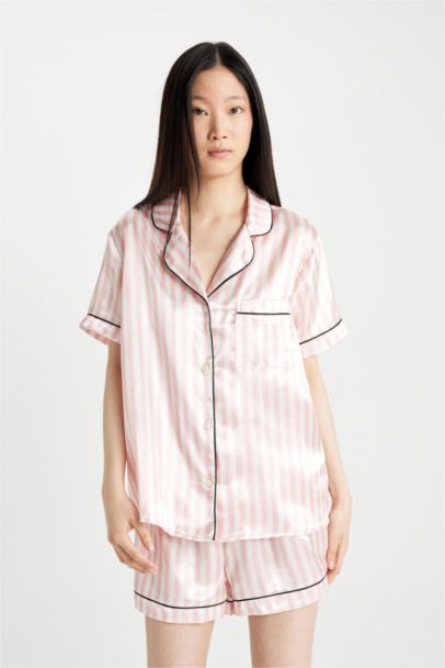 Pijama Takımı Regular Fit Saten Kısa Kollu Üst Şort-Fall in Love