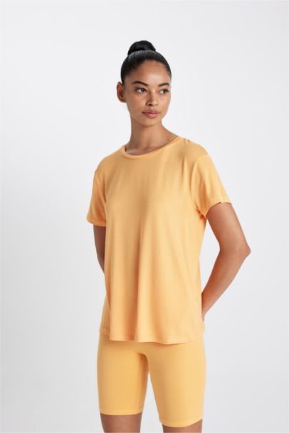 T-shirt de sport basique à col rond et manches courtes Coupe standard