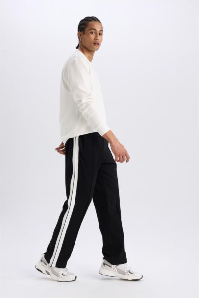 Sporcu Jogger Eşofman Altı Standart Fit Standart Paça Beli Lastikli Cepli