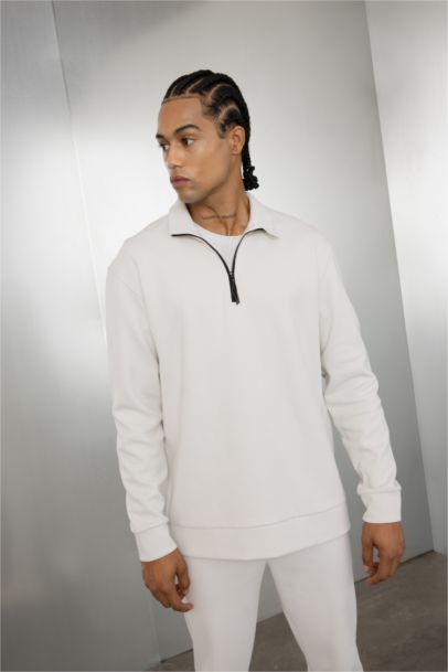 سويت شيرت قصة عادية بياخة عالية