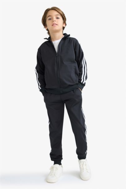 سيت ولادي بنطلون بجامة وسويت شيرت - قطعتين