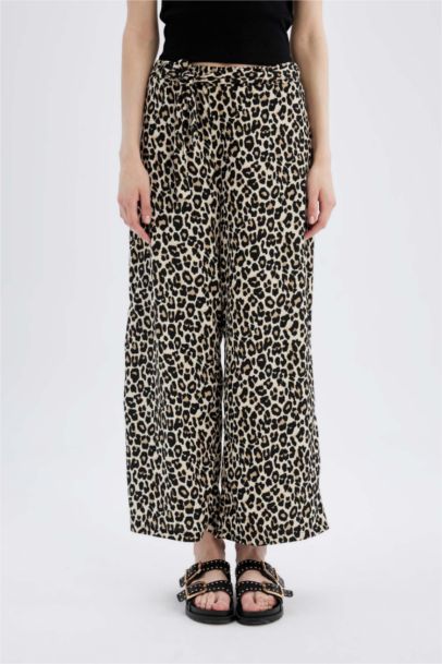 Culotte Fit Wide Leg Capri