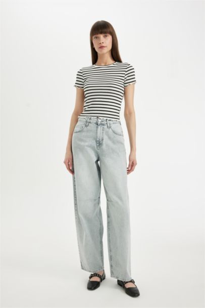 طقم 2 تيشيرت أساسي نص كم برقبة مستديرة قصة سليم