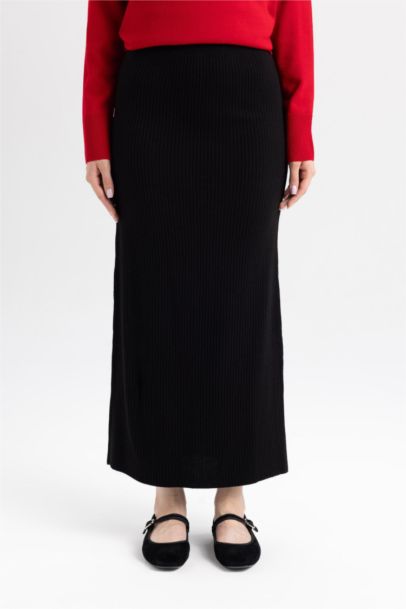 Regular Fit Beli Lastikli Basic Düz Siyah Triko Maxi Etek