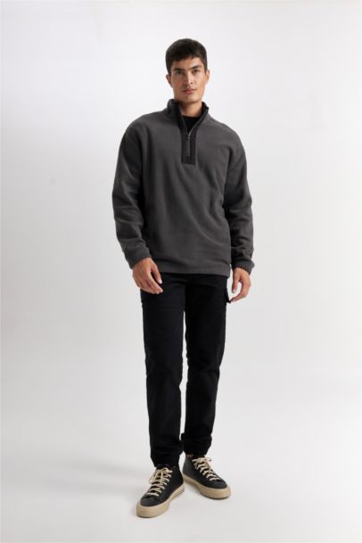 Relax Fit Dik Yaka Fermuarlı Polar Sweatshirt