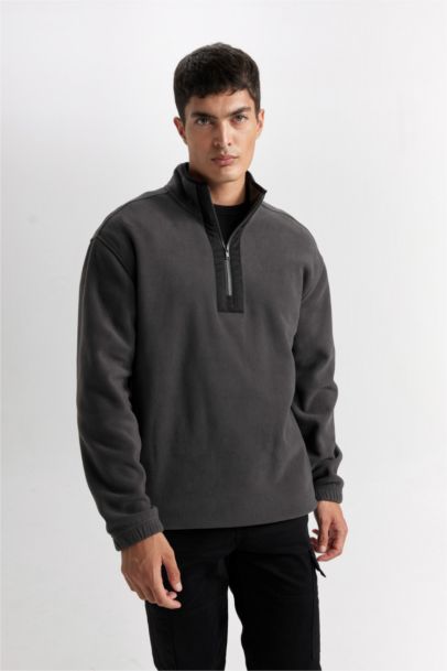 Relax Fit Dik Yaka Fermuarlı Polar Sweatshirt