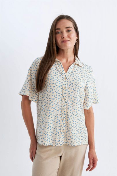 Regular Fit Patterned Short Sleeve Shirt