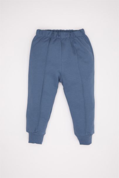 طقم بيبي اولادي بطبعة شعار خفيف قصة عادية - قطعتين