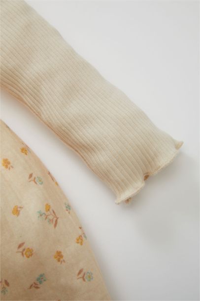 Robe en Tricot à Manches Longues Coupe régulière Col Ras Du Cou