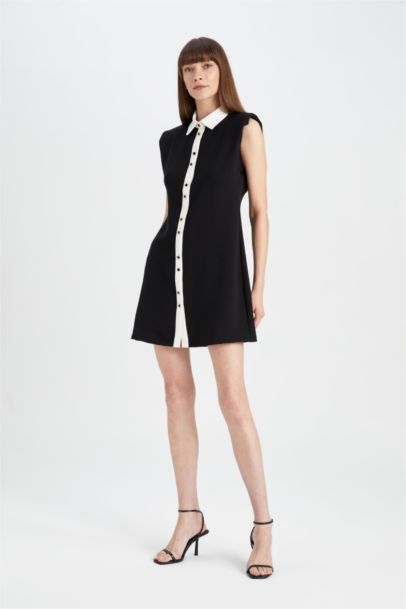 Mini Robe Tissée à Manches Courtes