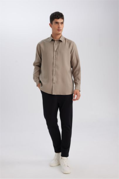 Chemise basique à coupe décontractée