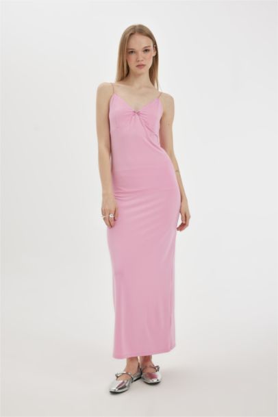 Slim Fit V-Neck Strap Maxi Dress