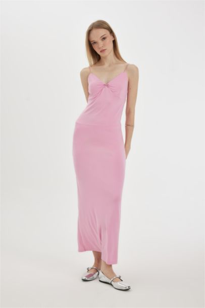 Slim Fit V-Neck Strap Maxi Dress