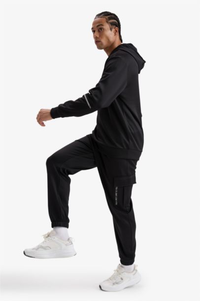 Standard Fit Jogger Sweatpants