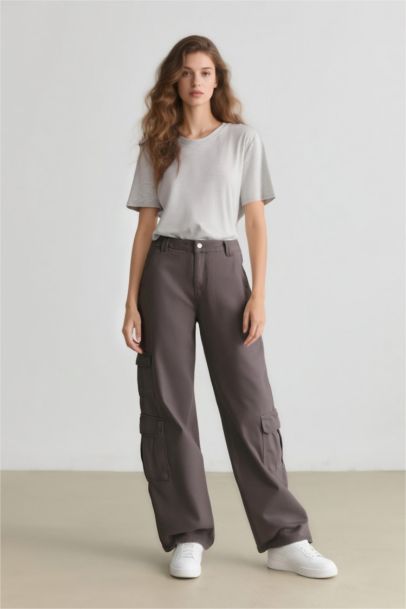 Pantalon Cargo en Gabardine droit à taille normale