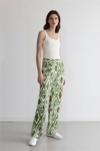 Relax Fit Pocketed Wide Leg Crinkle Viscose Trousers