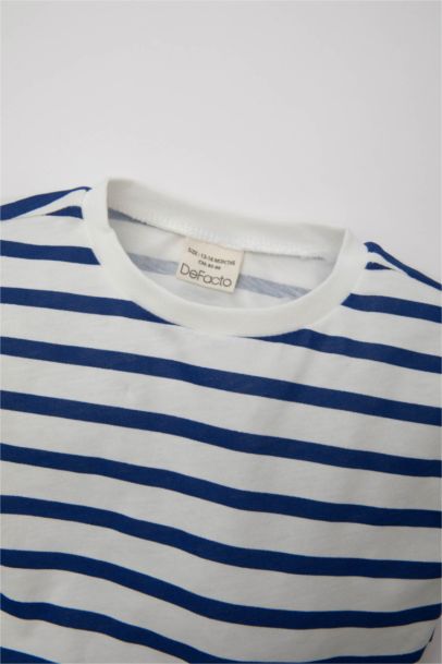 تيشيرت مخطط بناتي نص كم قصة عادية