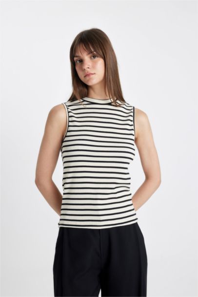 Bisiklet Yaka Fitilli Kaşkorse Çizgili Kolsuz Tişört