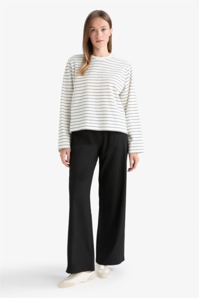 Wide Leg Trousers