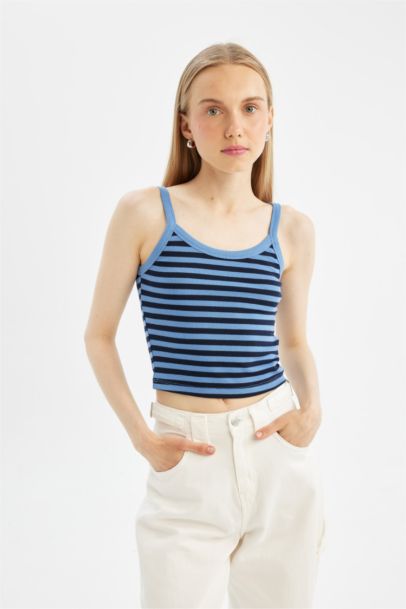 Crop top sans manches coupe slim