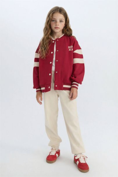 جاكيت بومبر بناتي بطبعة شعار قصة مريحة ببطانة ناعمة