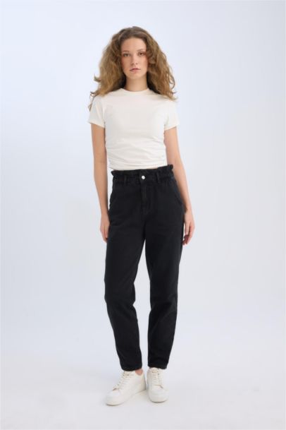 Paperbag Elastic Waist Ankle Length Jeans