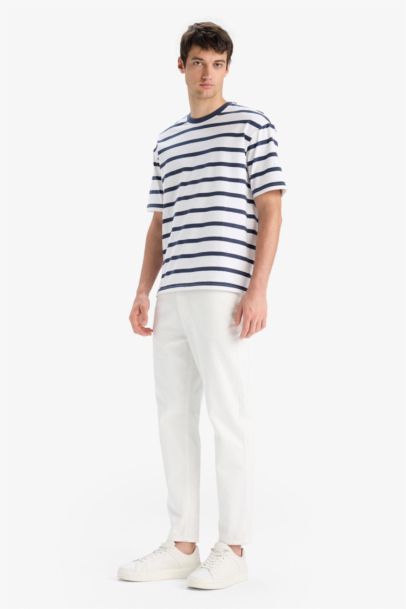 بنطرون جينز 90’S سليم فيت برجل ضيق وخصر عالي