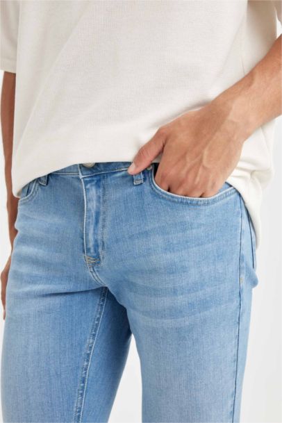Jean Coupe slim à taille normale