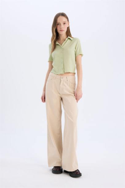 Slim Fit Short Sleeve Shirt