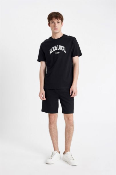 Regular Fit Selanik Kumaş Cepli Bermuda Şort