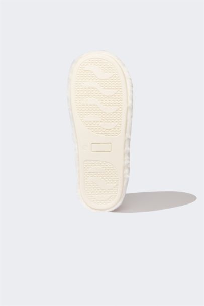 شبشب منزلي نسائي بكعب مسطح سليب أون