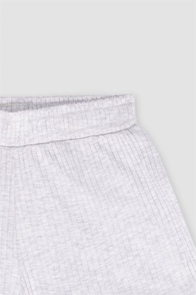 شورت بناتي مضلع