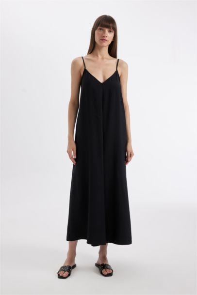 A Cut V-Neck Printed Sensual Sleeveless Maxi Dress