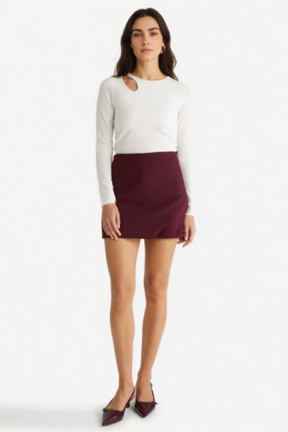 Slim Fit Long Sleeved Crew Neck T-shirt