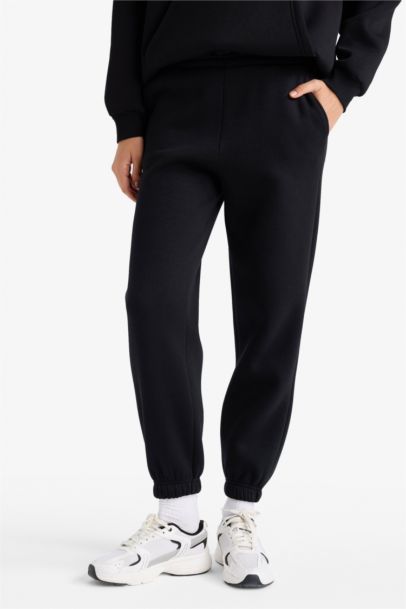 بنطلون تقيل جوجر فيت بجيب