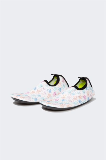 حذاء بحر بناتي بكعب مسطح