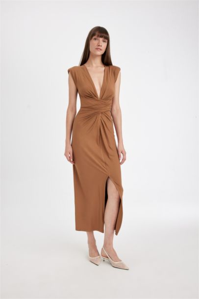 Robe longue sans manches à Col en V
